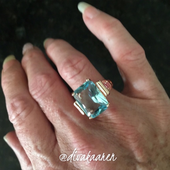 10.4Ct. Aquamarine Ring Rated ⭐️⭐️⭐️⭐️⭐️ - Picture 4 of 8